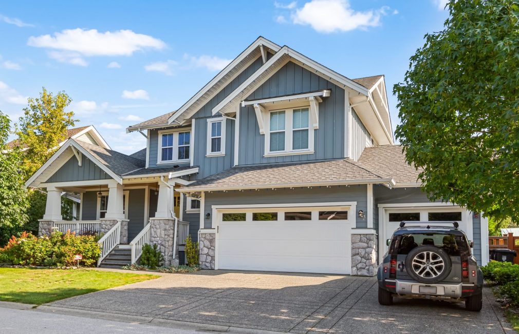 James Hardie, cedar, vinyl siding installation and repair - best company in Durham, NC